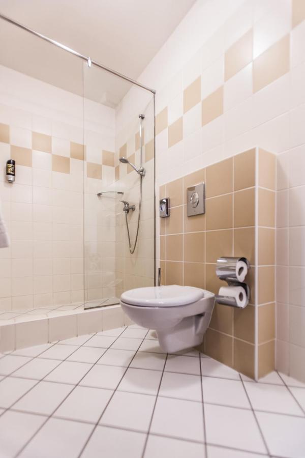 Hotel Vinar - Bed & Breakfast Kurdějov Dış mekan fotoğraf