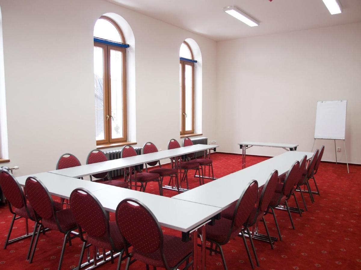 Hotel Vinar - Bed & Breakfast Kurdějov Dış mekan fotoğraf
